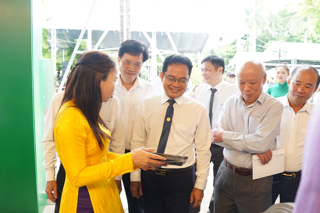 tp.hcm khai mac hoi cho trien lam nong nghiep cong nghe cao - 6