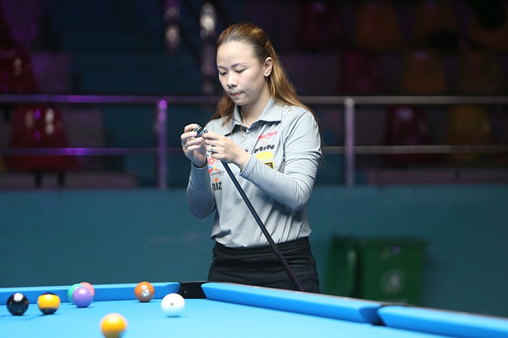 "Nữ hoàng bi-a carom" Yến Nhi chạy sô, vừa vô địch 3 băng lại qua đấu pool - 4