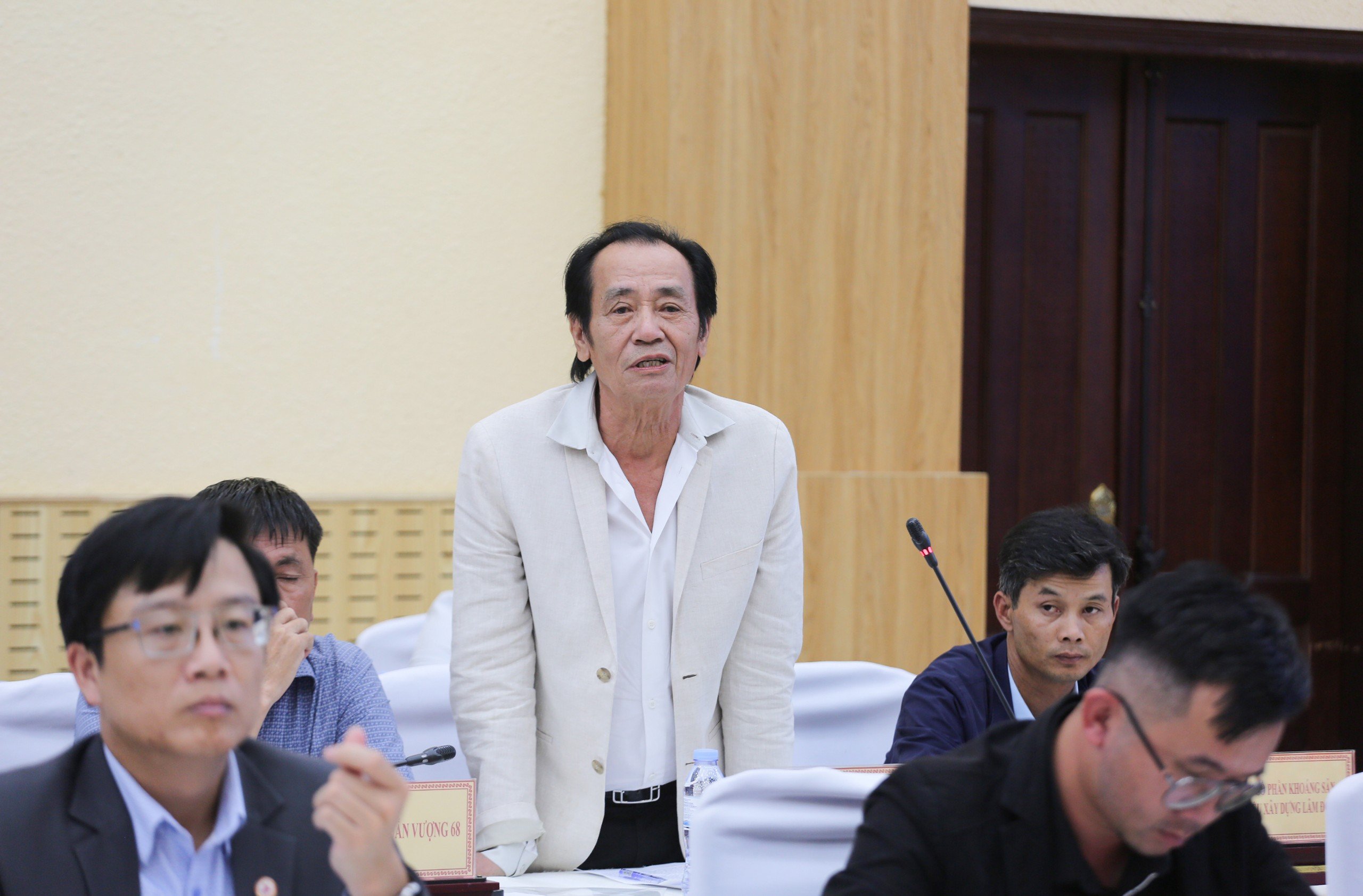 Lâm Đồng tổ chức đối thoại gỡ khó cho doanh nghiệp - 2