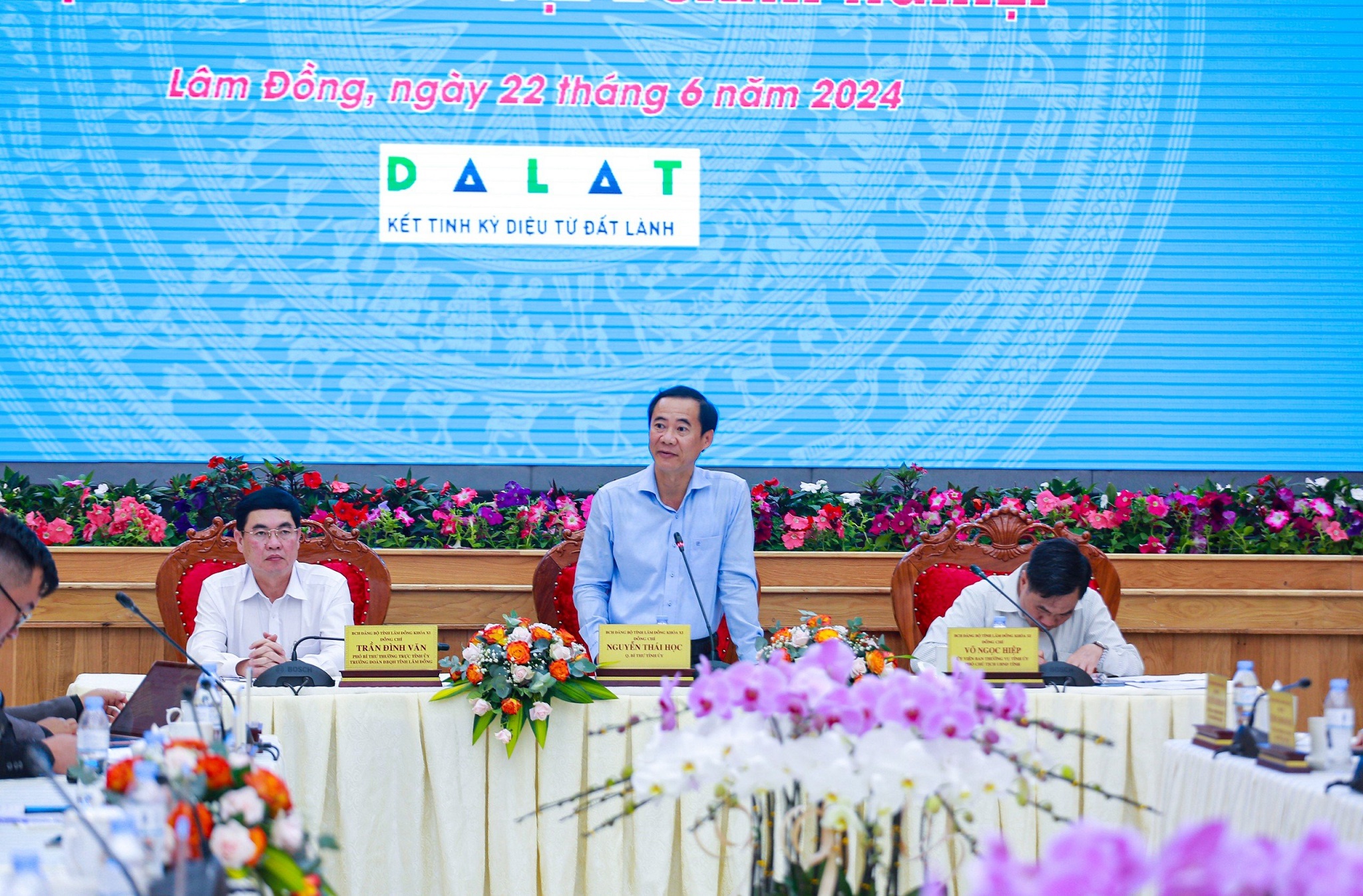 Lâm Đồng tổ chức đối thoại gỡ khó cho doanh nghiệp - 3