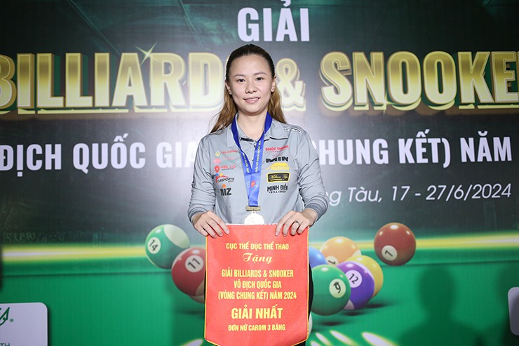 "Nữ hoàng bi-a carom" Yến Nhi chạy sô, vừa vô địch 3 băng lại qua đấu pool - 3