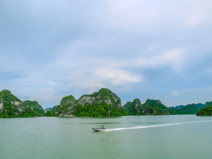 Chuyển động - Quảng Ninh chỉ đạo tăng cường quản lý vùng vịnh giáp ranh Hạ Long – Lan Hạ