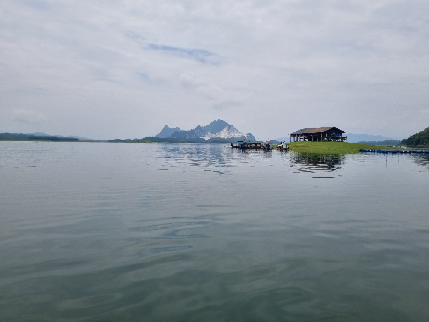 Chill ở “Hạ Long trên núi”, góc nào đứng vào cũng có ảnh đẹp ngất ngây. - 7