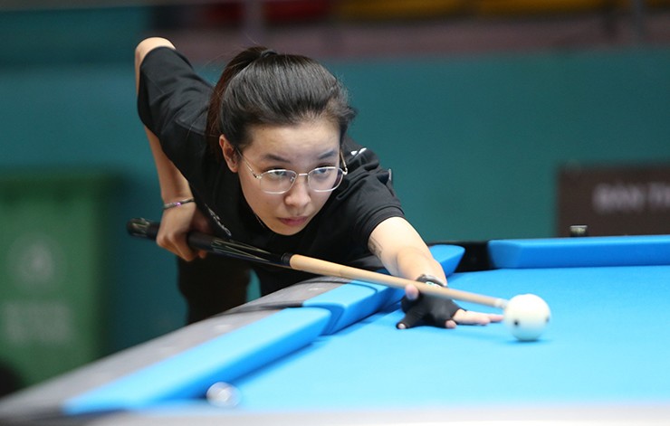 Cú sốc bi-a pool nữ VN: “Bóng hồng” đang bị sốt vẫn thắng đàn chị nhiều thành tích - 1