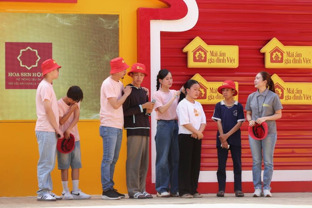 Mái ấm gia đình Việt lập kỷ lục trao gần 2 tỷ đồng chỉ trong 3 ngày ghi hình tại TP. Cần Thơ - 3