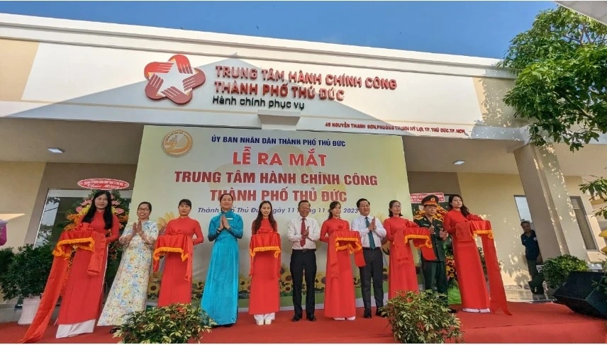 TP.HCM thăng hạng ấn tượng trong cải cách hành chính: Tăng liền 12 bậc năm 2024 - 1