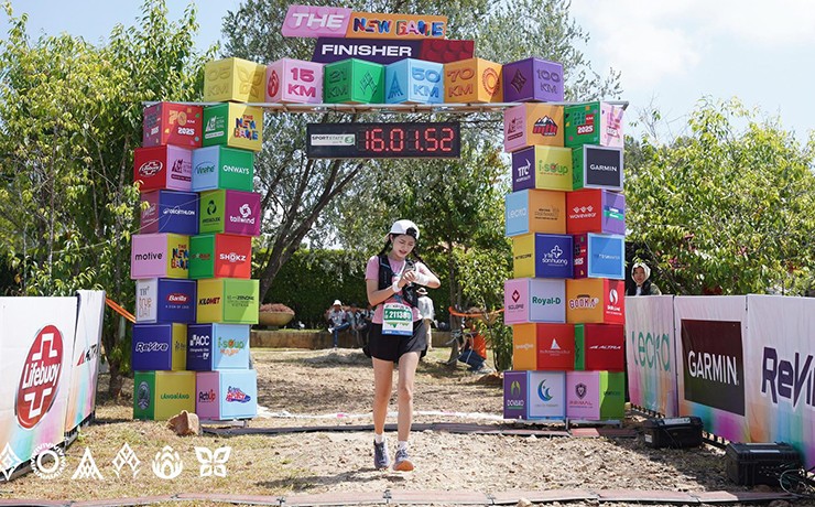 Hot girl Vy Phan chạy giữa “rừng” runner nam, Thu Hiền 1 tháng dự 3 giải từ Bắc vào Nam - 10