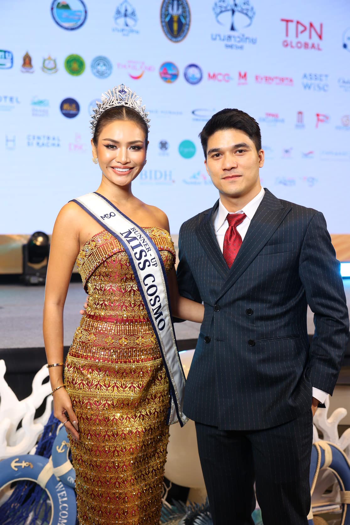 Á hậu Miss Cosmo 2024 gây chú ý với visual đỉnh cao tại họp báo Hoa hậu Thái Lan - 2