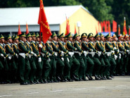 Tin trong nước - Tổng hợp luyện diễu binh kỷ niệm 50 năm Ngày Giải phóng miền nam, thống nhất đất nước