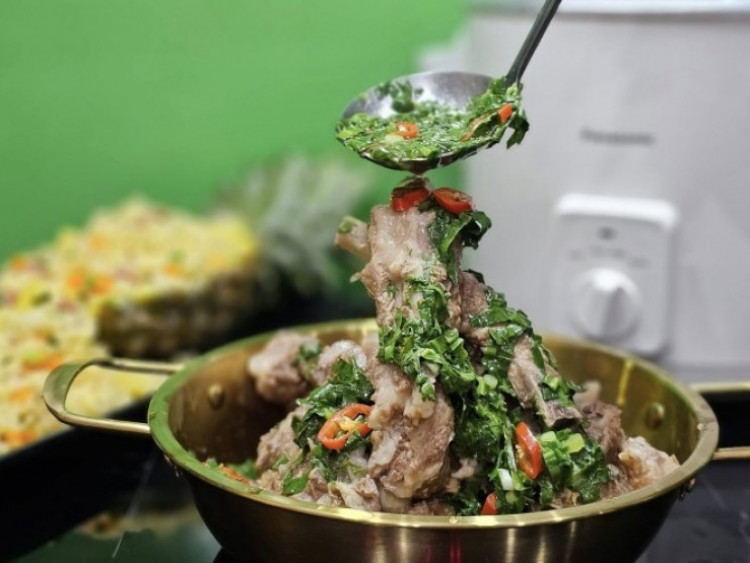 Tháp sườn chua cay không ngờ tự làm vừa ngon vừa dễ đến vậy