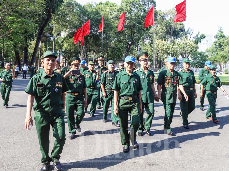 Tăng cường chăm lo người có công dịp kỷ niệm 50 năm Giải phóng miền Nam