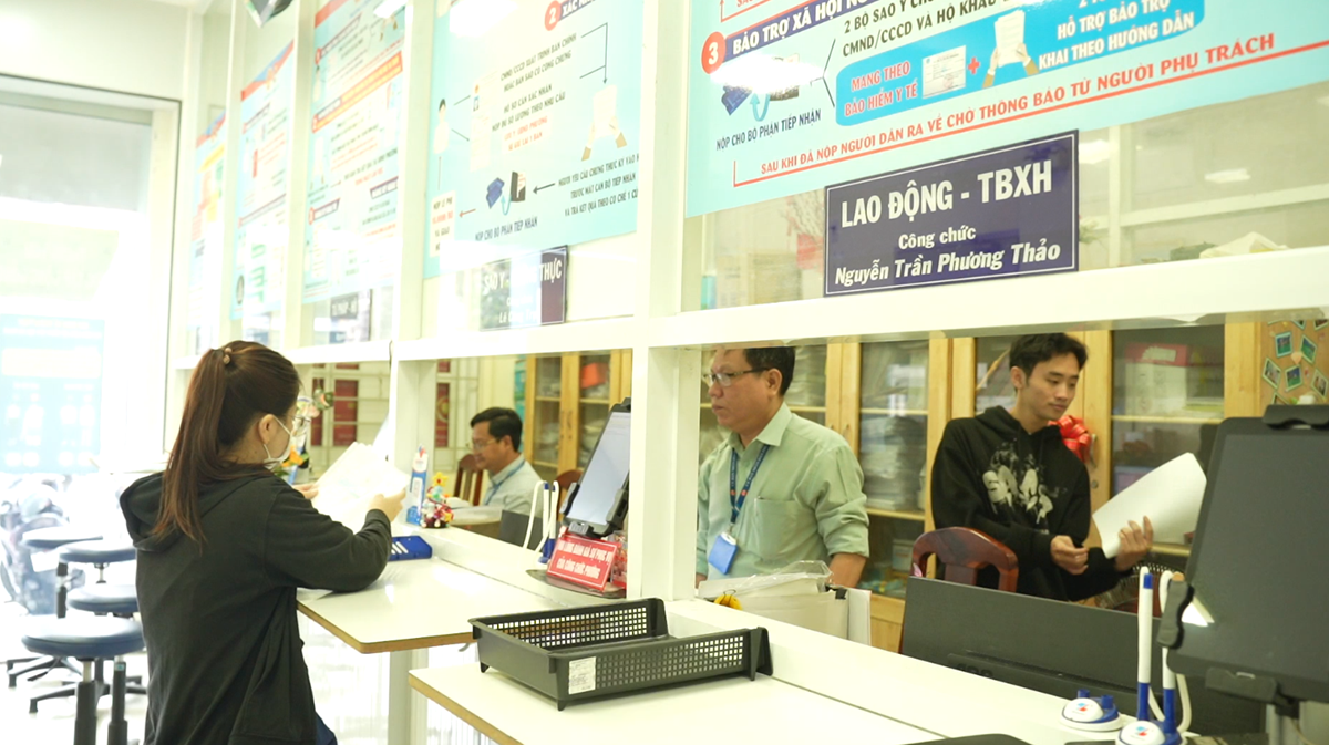 Sáp nhập tại TP.HCM: Bảo đảm ổn định việc làm, phát triển bền vững toàn vùng - 2