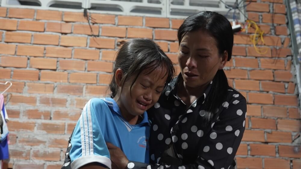 Đại Nghĩa, Hoàng Sơn và Hạnh Nguyên xót xa cho người mẹ bị ung thư gồng gánh gia đình khi chồng mất - 8