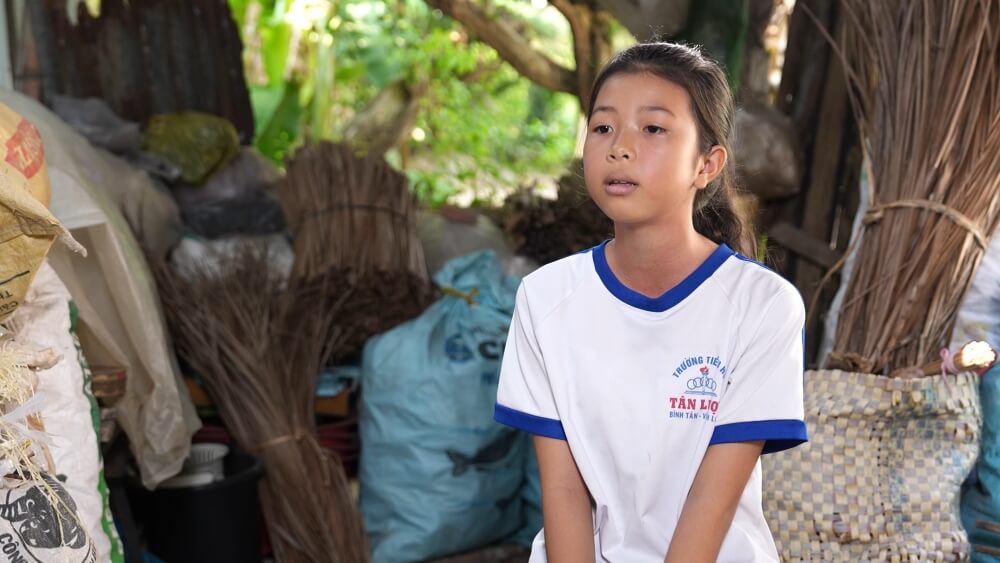 Đại Nghĩa, Hoàng Sơn và Hạnh Nguyên xót xa cho người mẹ bị ung thư gồng gánh gia đình khi chồng mất - 1