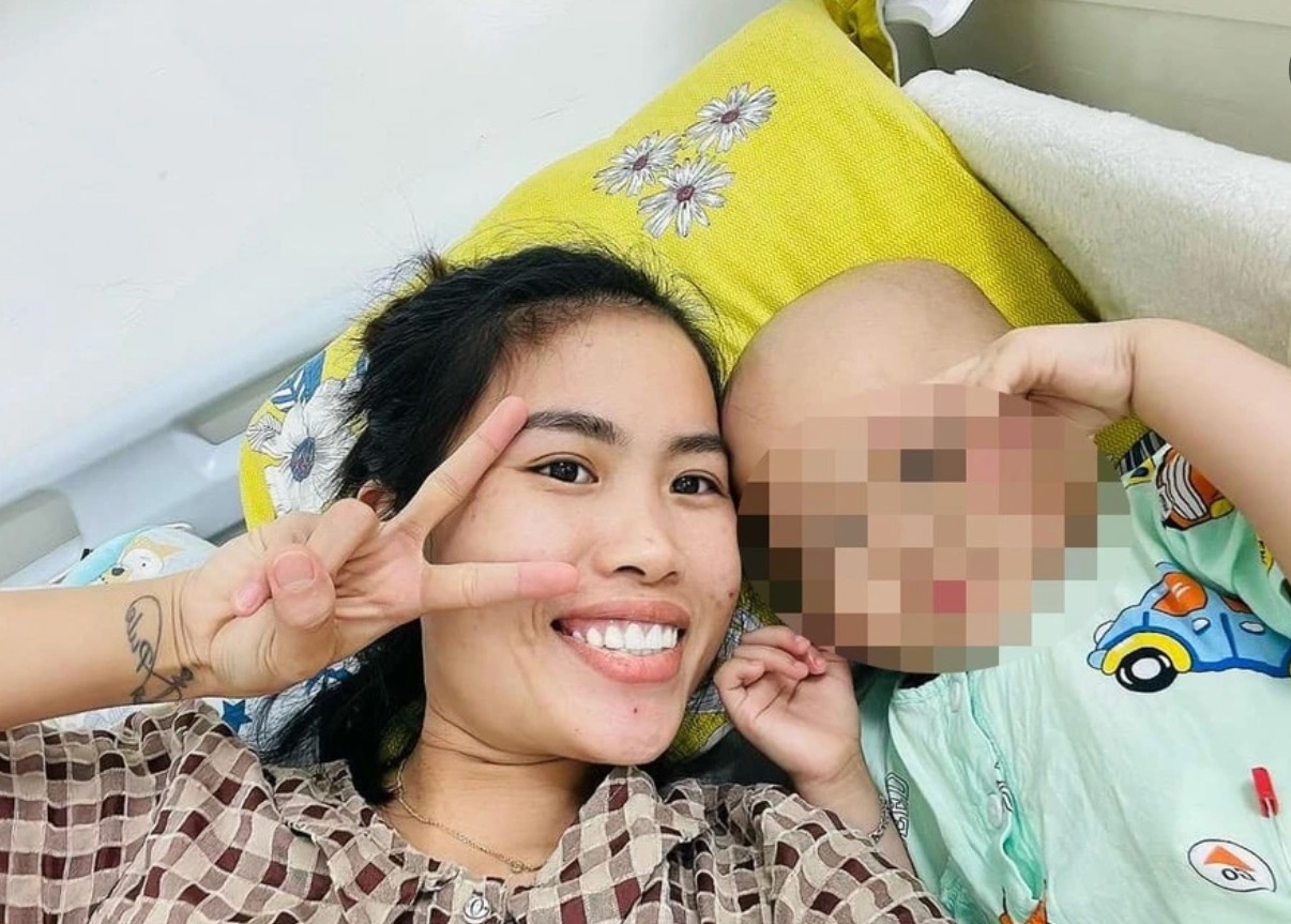 Mẹ bé Bắp thông báo tin buồn, con không qua khỏi - 1