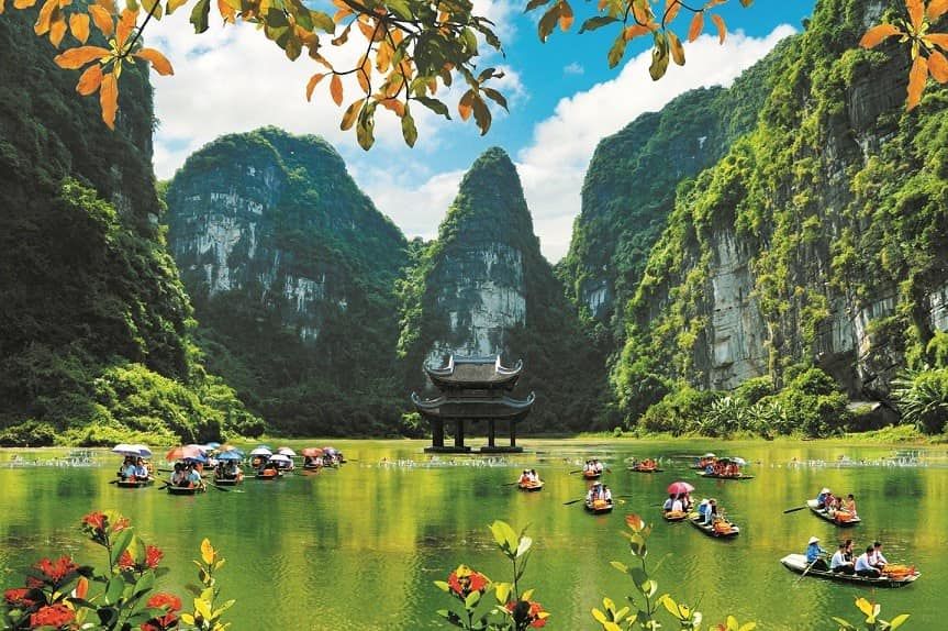 Thúc đẩy du lịch bền vững gắn với di sản - 1