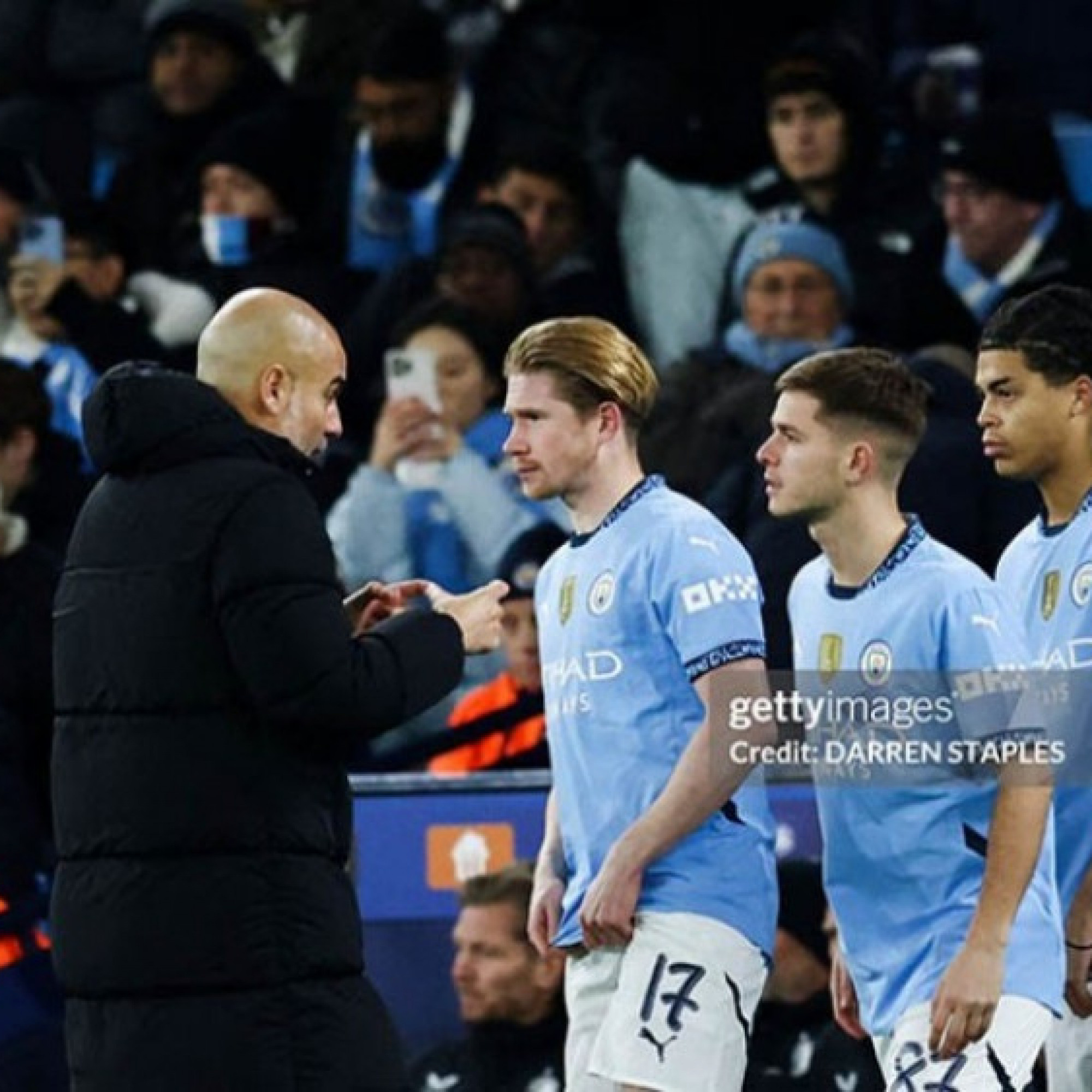  - MU đua trụ hạng vẫn sáng cửa dự Cúp C1, HLV Guardiola "đá đểu" hàng xóm
