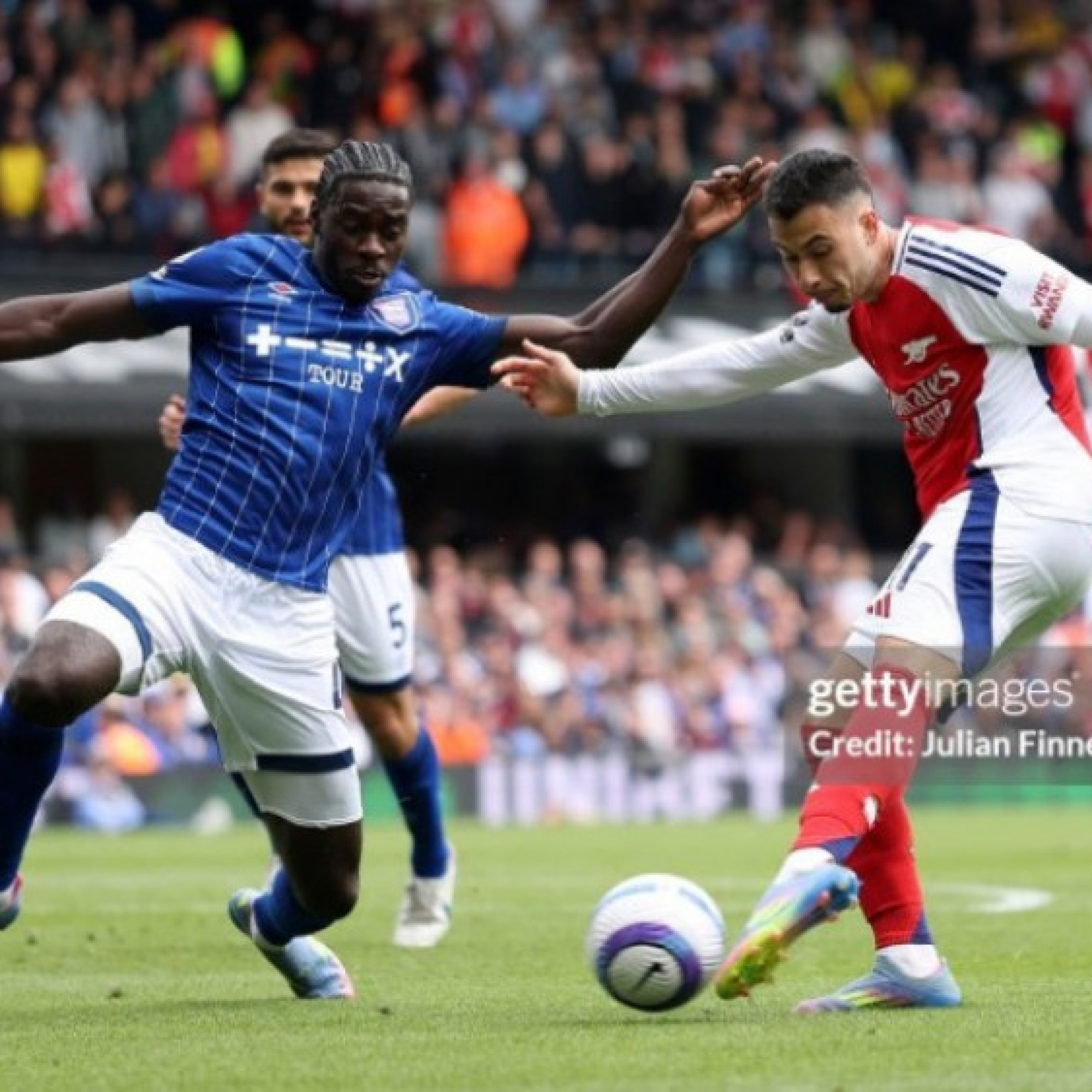 - Video bóng đá Ipswich Town - Arsenal: Lợi thế hơn người, vùi dập đối thủ (Ngoại hạng Anh)