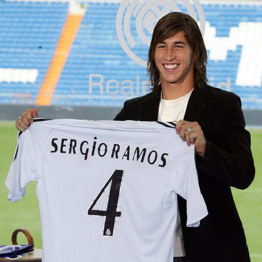 Real Madrid theo vết xe đổ thời "Los Galacticos 1.0": Vẫn sai lầm từ "ông trùm" - 2