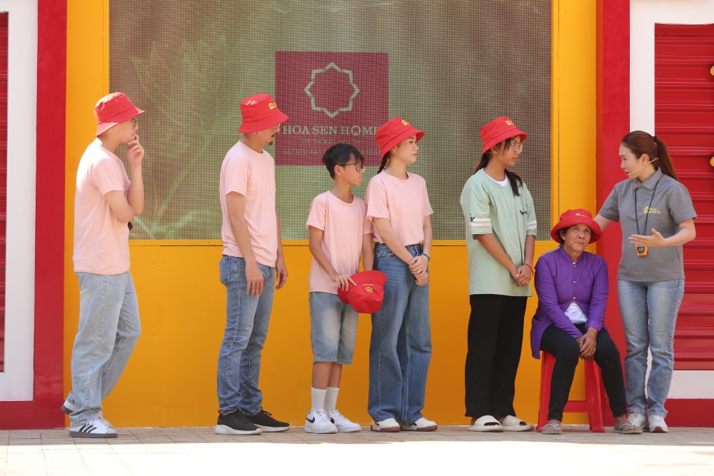 Lý do vợ chồng Lâm Vỹ Dạ – Hứa Minh Đạt đưa hai con trai tham gia show thiện nguyện - 7