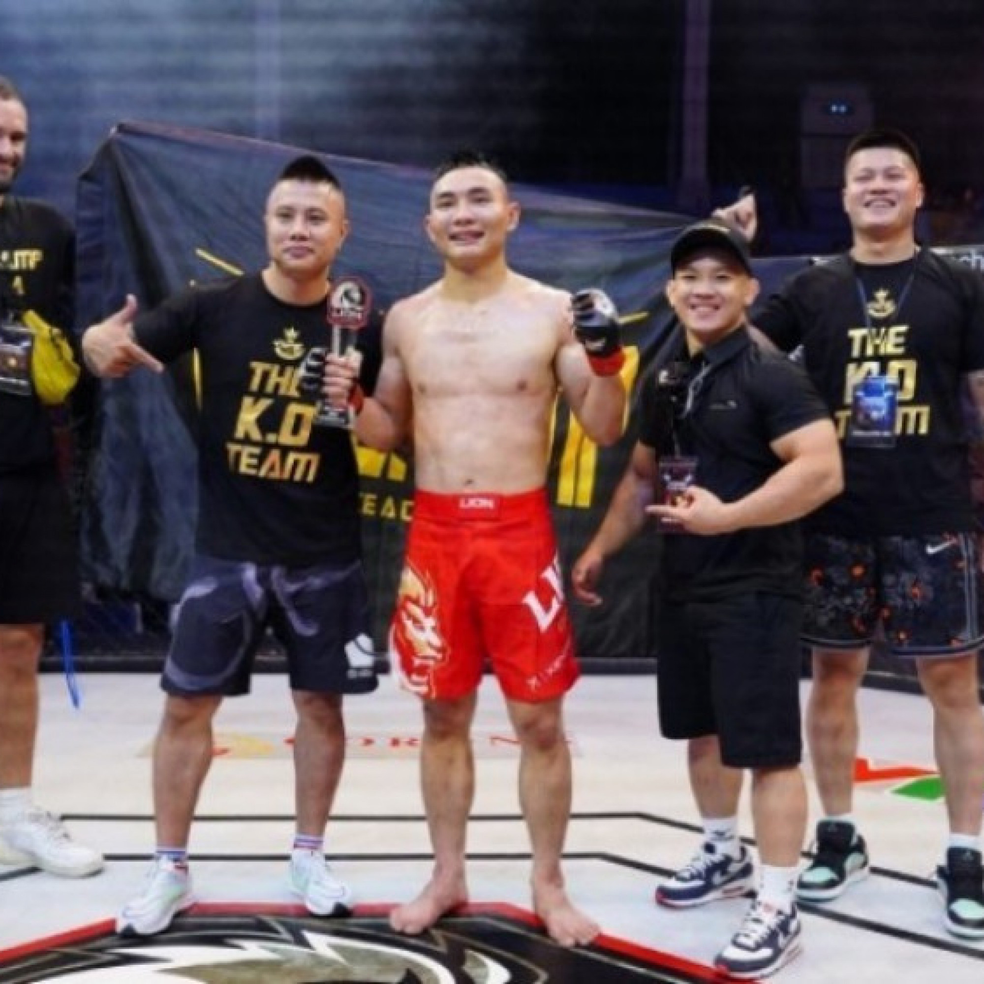  - MMA Việt mơ vươn đỉnh cao, Nghiêm Văn Ý tiến gần đấu trường UFC