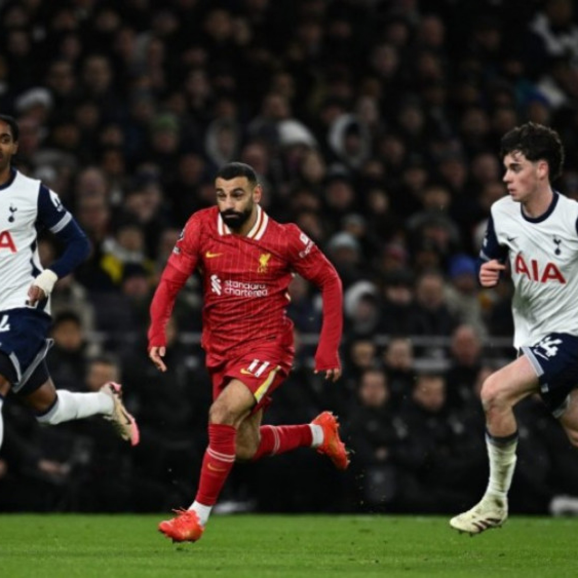  - Trực tiếp bóng đá Liverpool - Tottenham: HLV Slot sắp đi vào lịch sử (Ngoại hạng Anh)