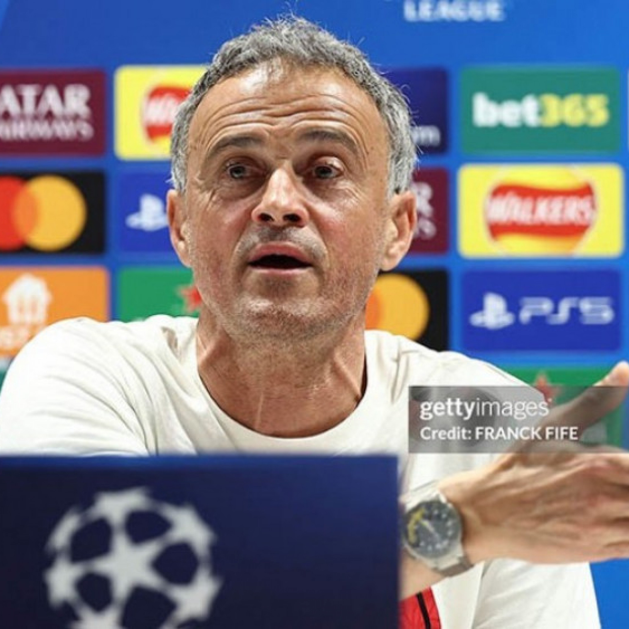  - Đại chiến Arsenal - PSG: Enrique tố báo Pháp tiêu cực, tuyên bố "làm chủ" Emirates