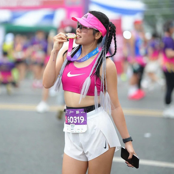 Hot girl làng gym Uyên Namy vượt qua nỗi sợ bơi biển, sẵn sàng thành “người sắt” - 3