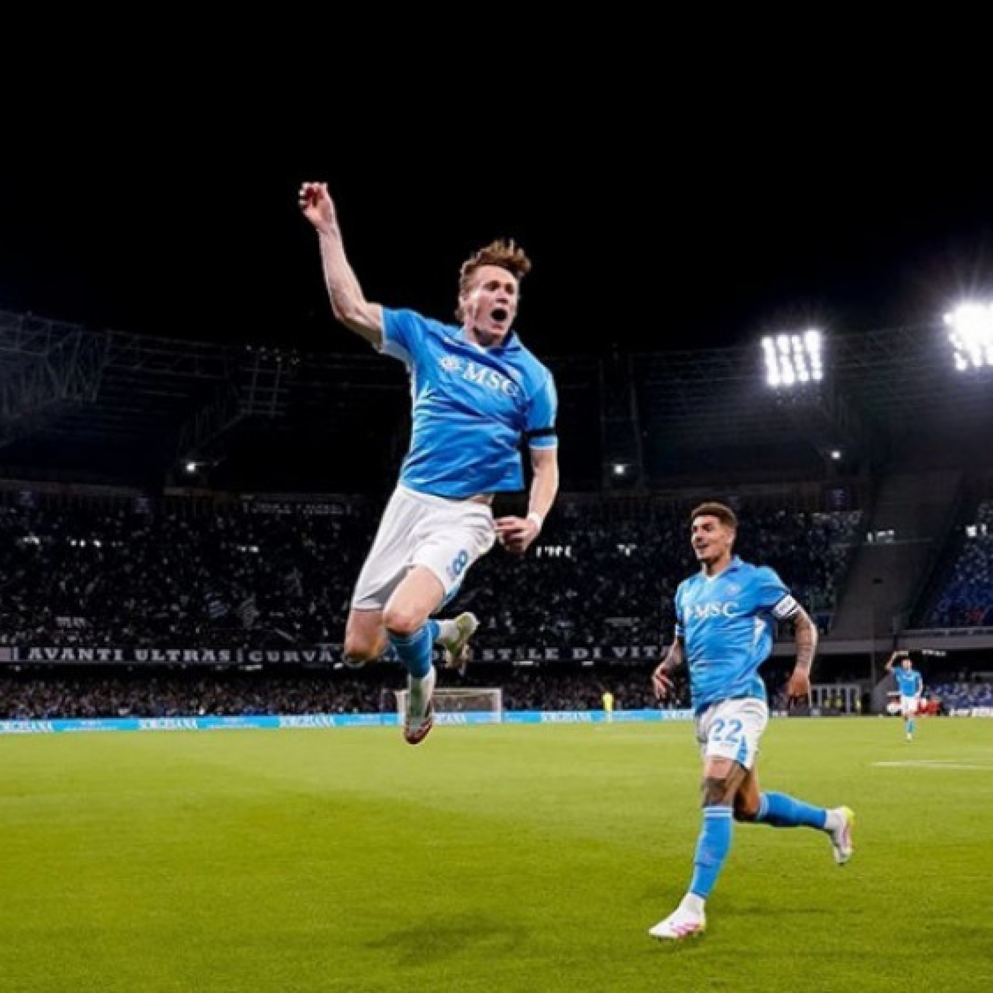  - McTominay, "chuyên gia mở nắp chai" và giấc mộng vô địch Serie A chỉ cách 4 trận nữa