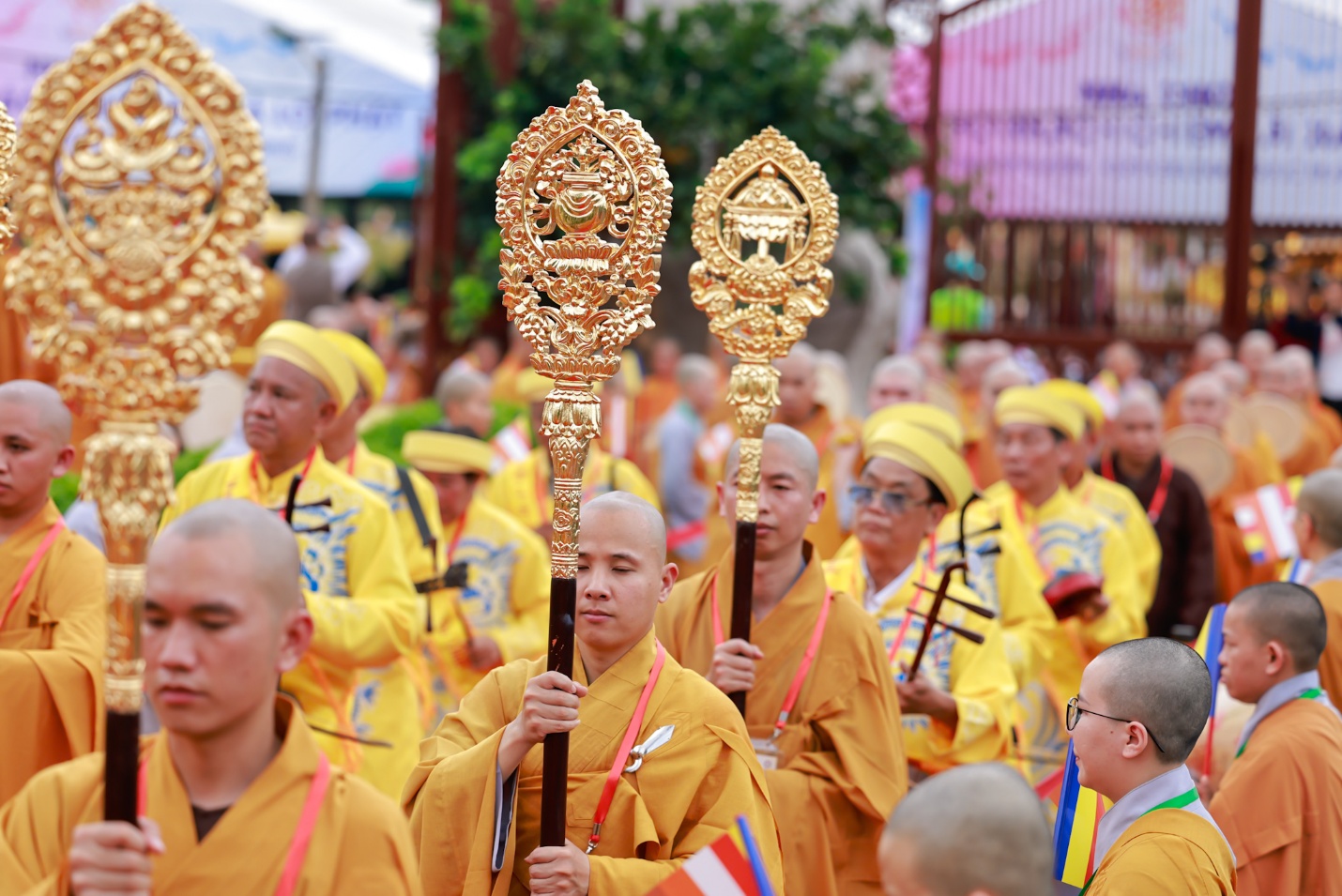 can canh xa loi duc phat tai chua thanh tam - 3
