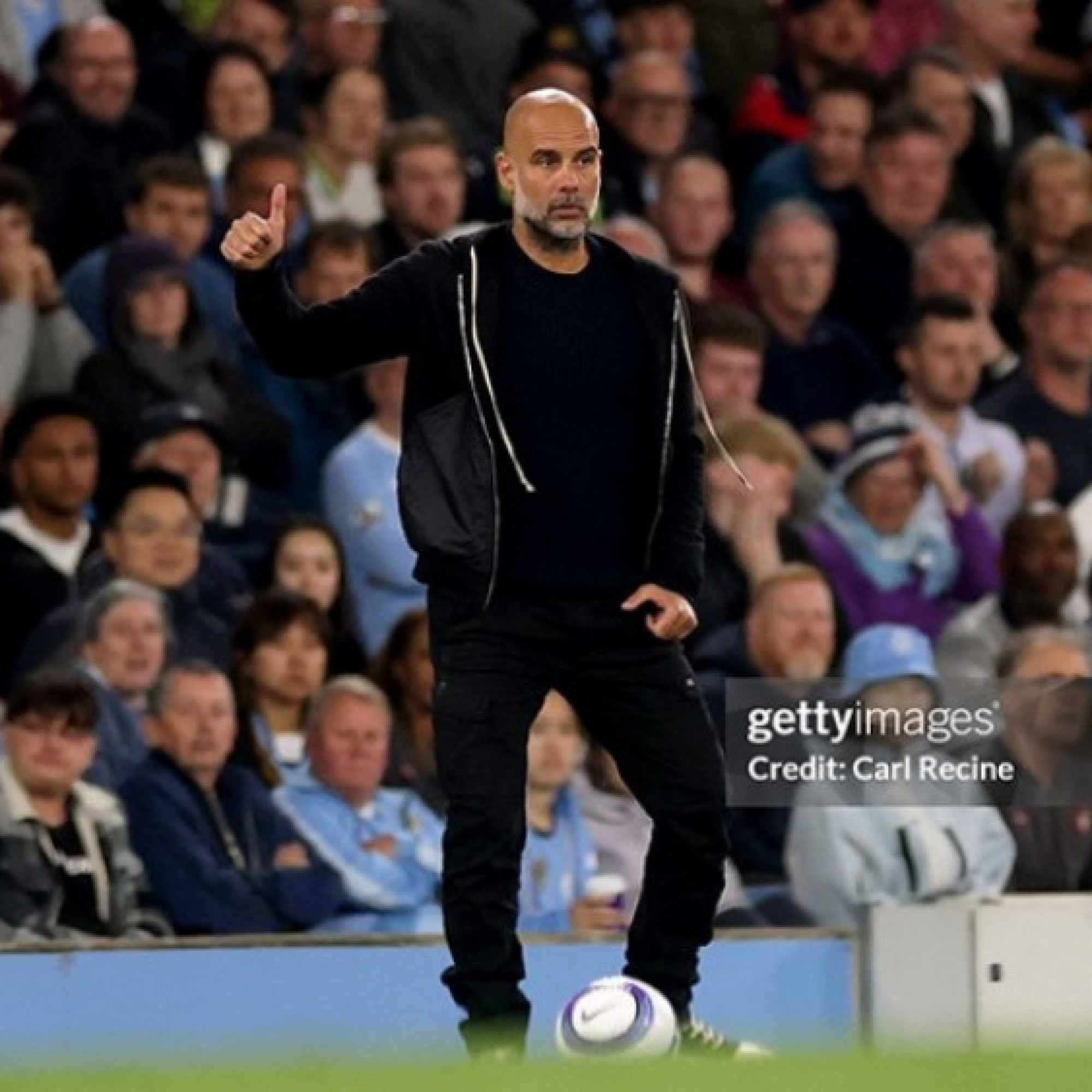  - Pep Guardiola không đua á quân Ngoại hạng Anh, xác nhận giải nghệ hay chưa