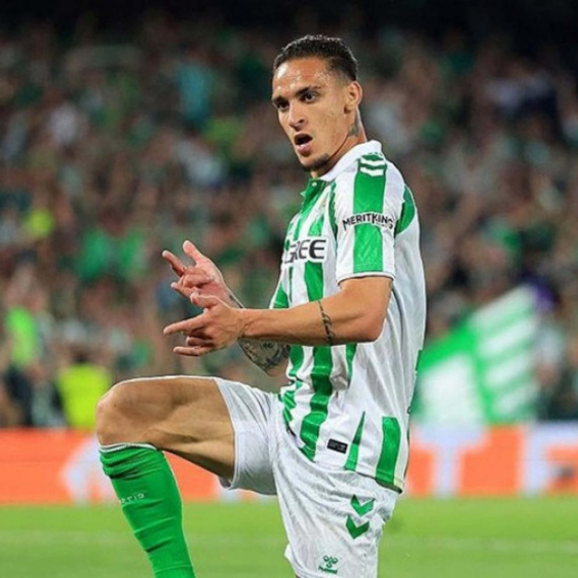  - Antony như "cá gặp nước" ở Betis: MU chốt giá bán, Atletico nhập cuộc