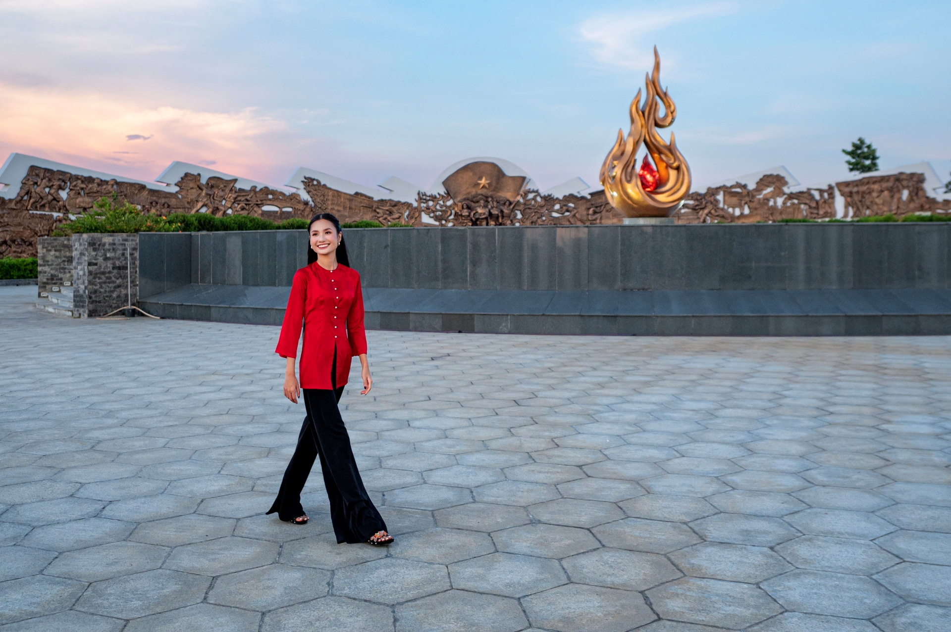 binh chanh binh yen va hao hung qua goc nhin cua hoa hau nguyen thanh ha - 6
