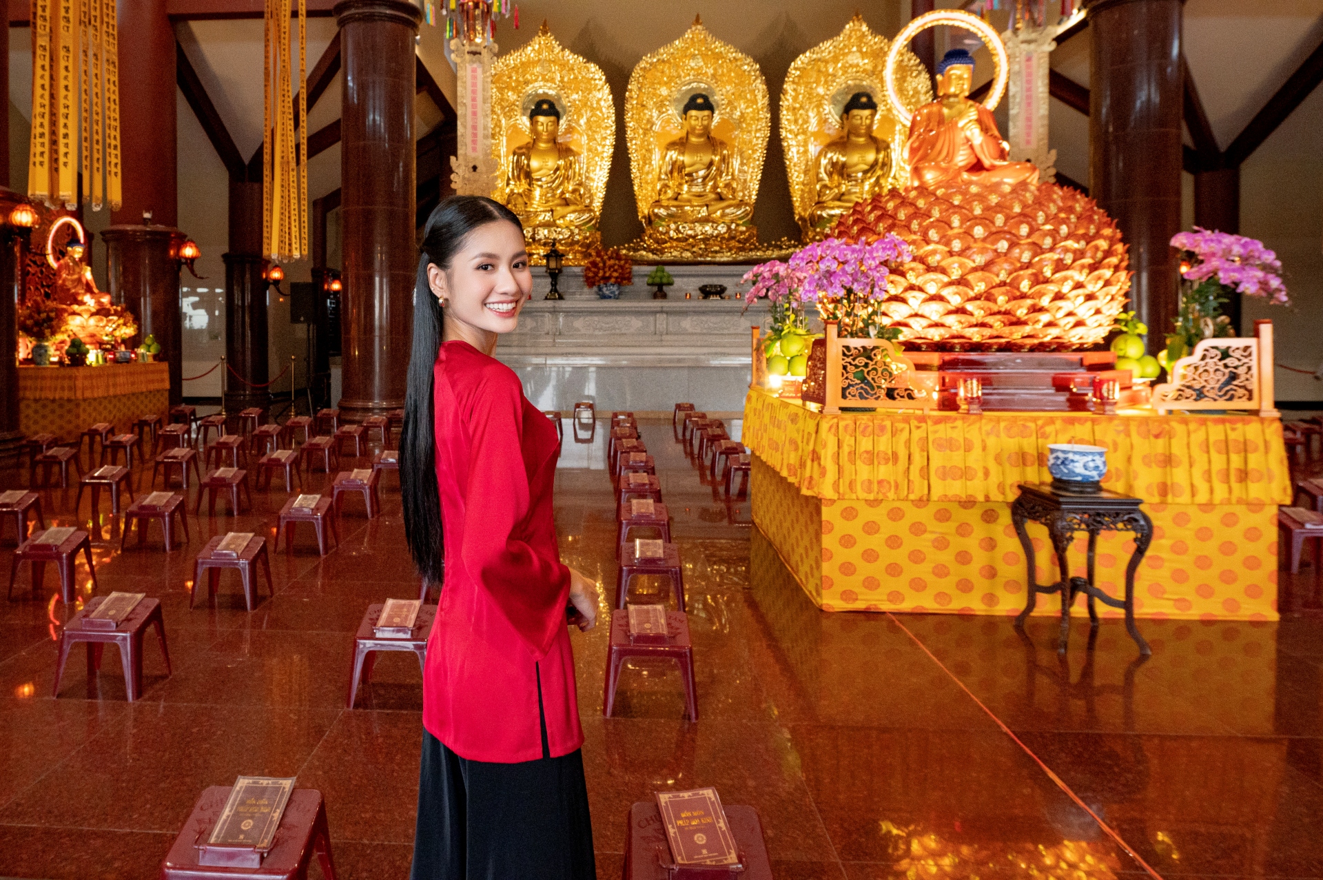 binh chanh binh yen va hao hung qua goc nhin cua hoa hau nguyen thanh ha - 7