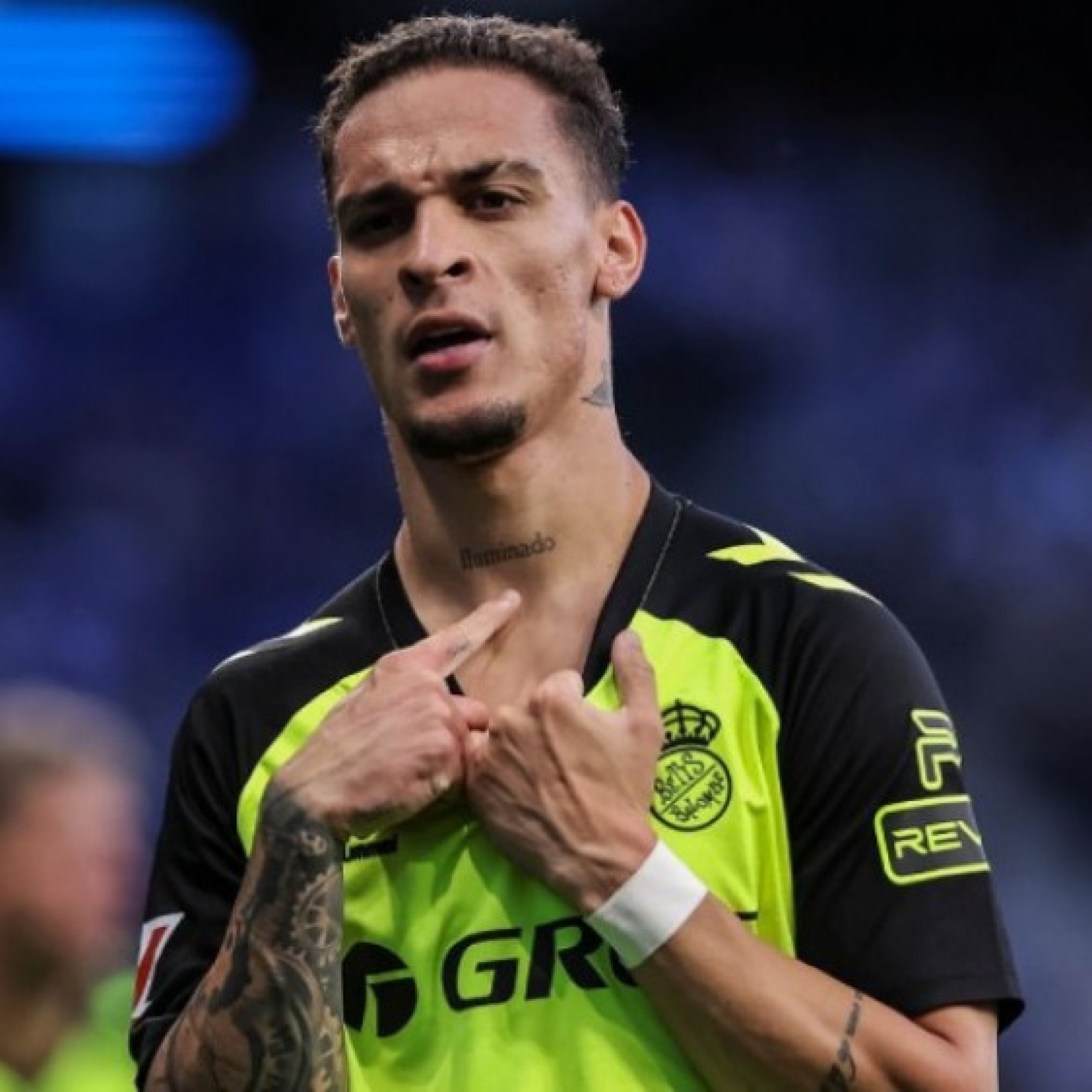  - Antony lại lập siêu phẩm cho Betis: Ăn mừng đặc biệt, La Liga "giải mã"