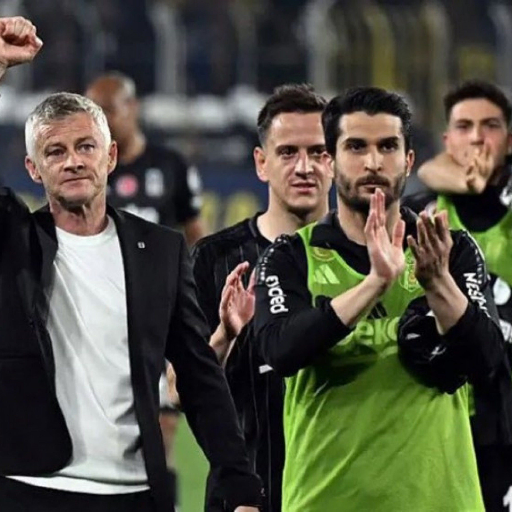  - Solskjaer chấm dứt giấc mơ vô địch của Mourinho, "Người đặc biệt" đổ lỗi