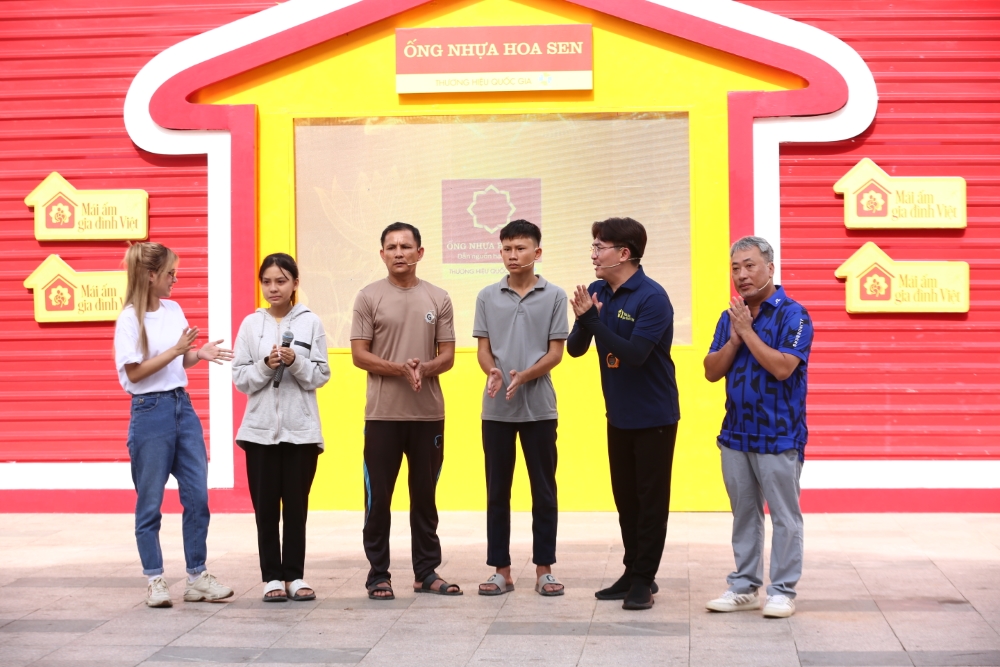 Nguyễn Quang Dũng và Hoàng Yến Chibi góp sức mang về 100 triệu đồng cho các em nhỏ mồ côi - 4