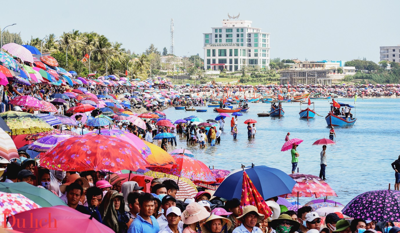 hoi dua thuyen mung xuan hon 200 nam o que huong hai doi hoang sa - 3