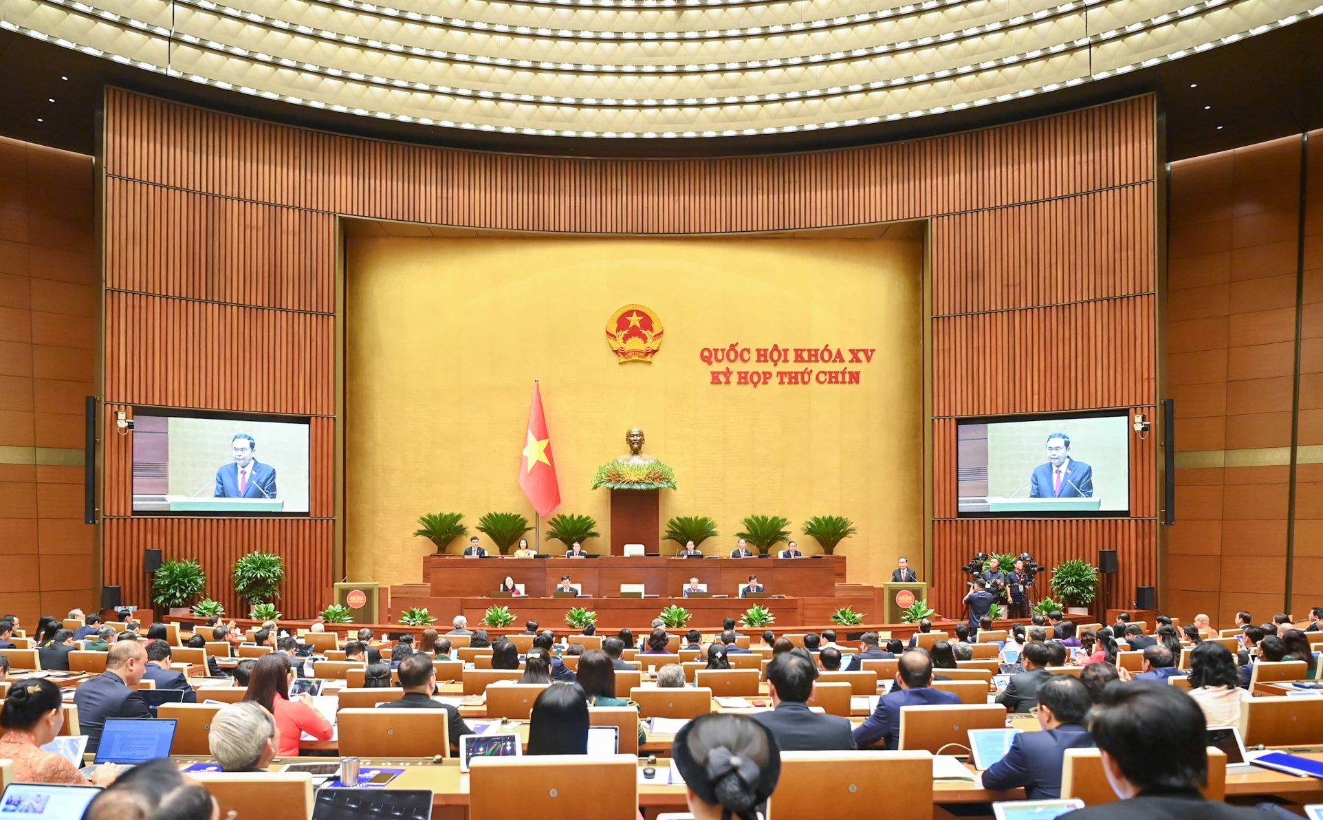 Quốc hội bàn nhiều vấn đề có tính chất đột phá, có ý nghĩa lịch sử - 3