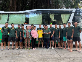  - Loạt VĐV đua xe đạp đấu giá áo đấu ủng hộ các hoàn cảnh khó khăn trong chương trình “Mái ấm gia đình Việt”