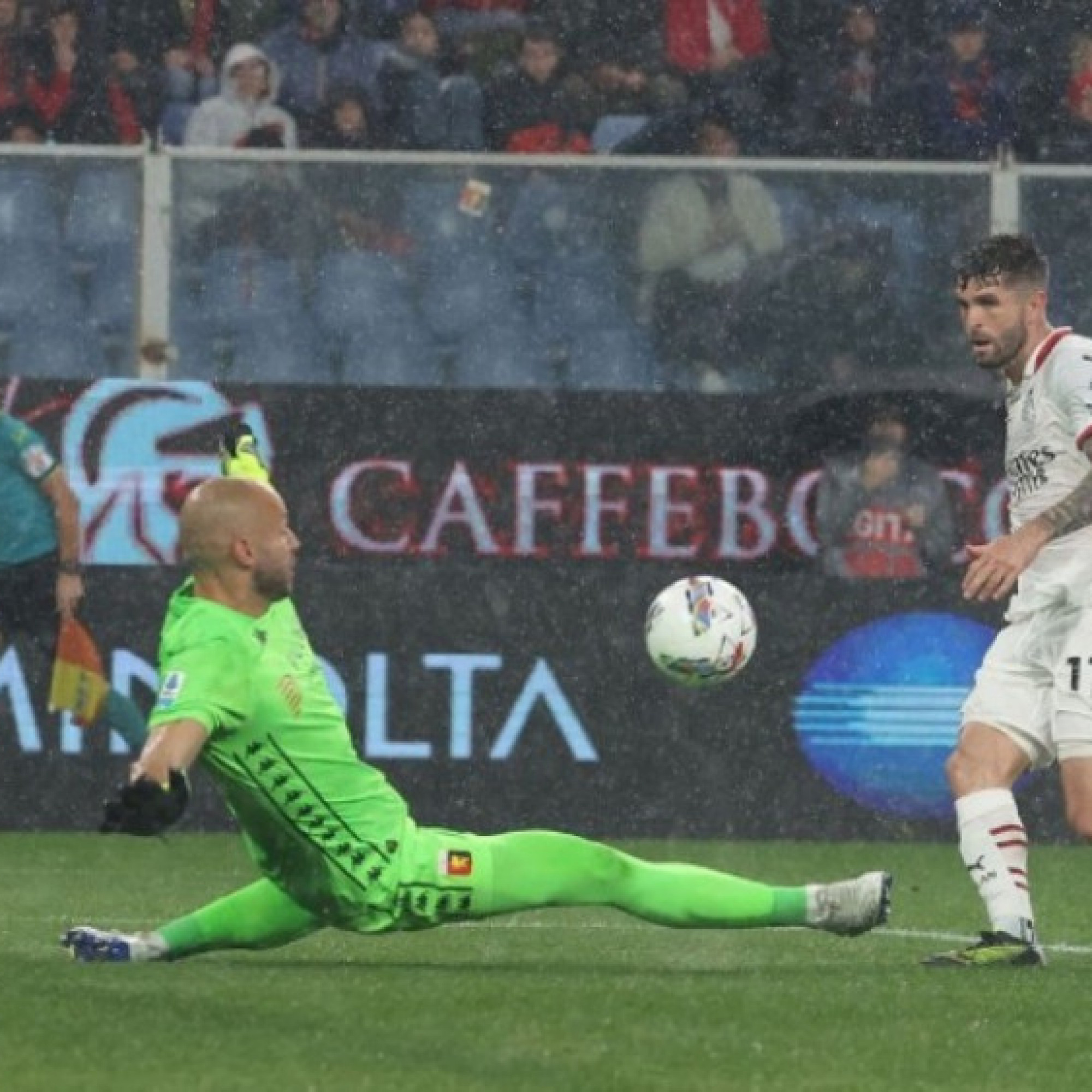  - Kết quả bóng đá Genoa - AC Milan: Ngỡ ngàng ngược dòng dưới mưa (Serie A)