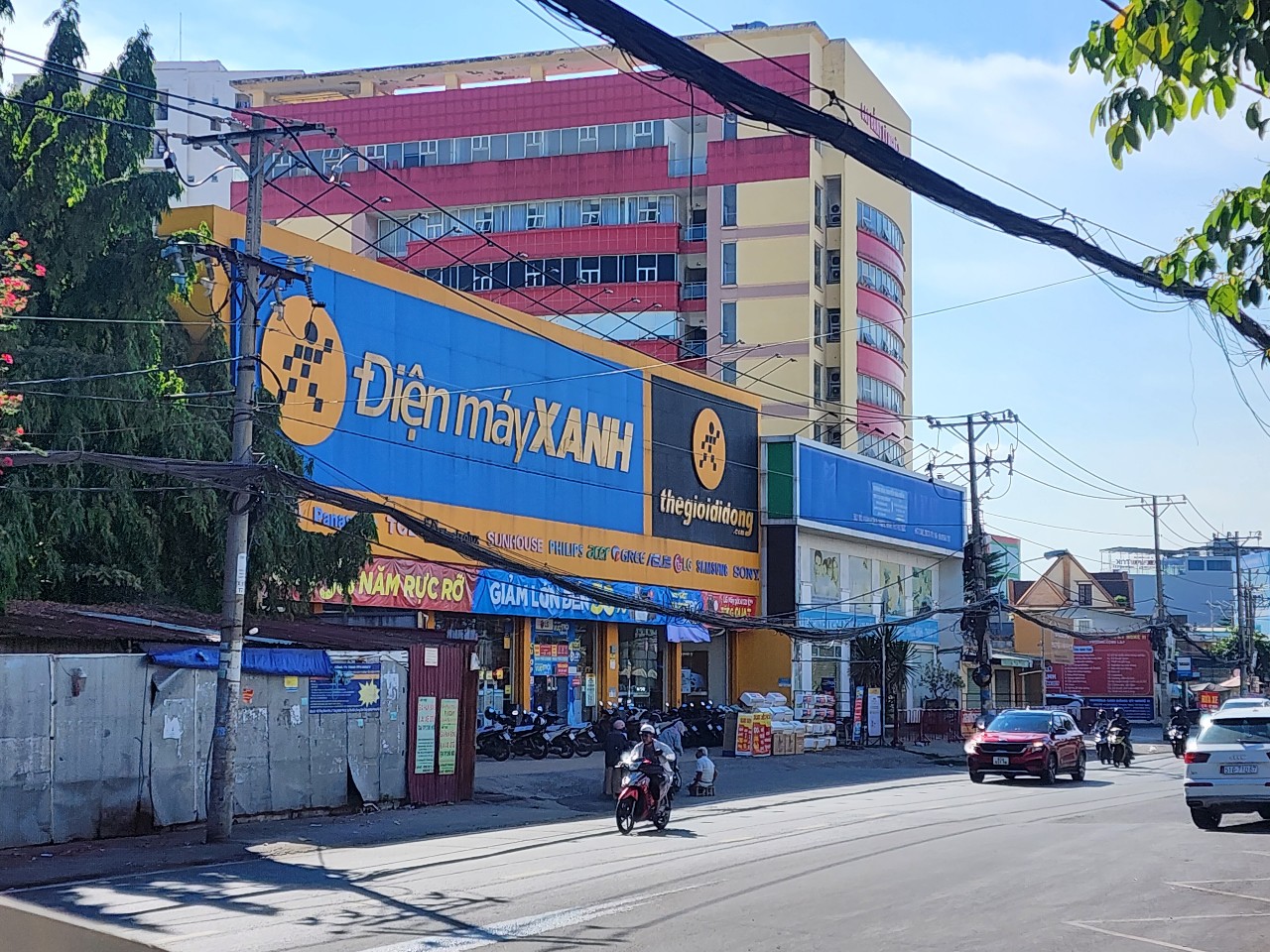 Thế Giới Di Động công bố kinh doanh lãi bình quân mỗi ngày đạt gần 1 triệu USD - 1