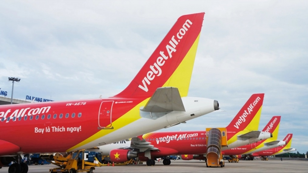 Vietjet Air: Doanh thu quý I/2025 tiến sát 18.000 tỷ đồng, thu từ phí hành lý, suất ăn chiếm đáng kể - 1
