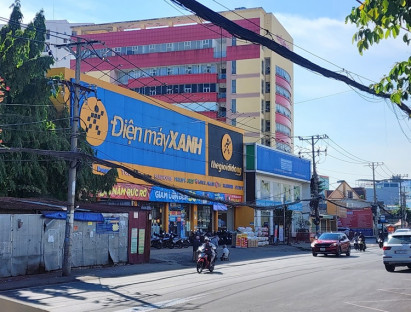 Tin trong nước - Thế Giới Di Động công bố kinh doanh lãi bình quân mỗi ngày đạt gần 1 triệu USD