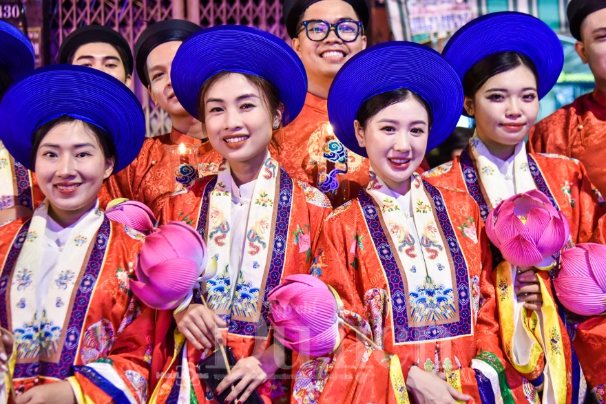 Long trọng nghi lễ rước kiệu hoa Đức Phật sơ sinh về Việt Nam quốc tự - 6