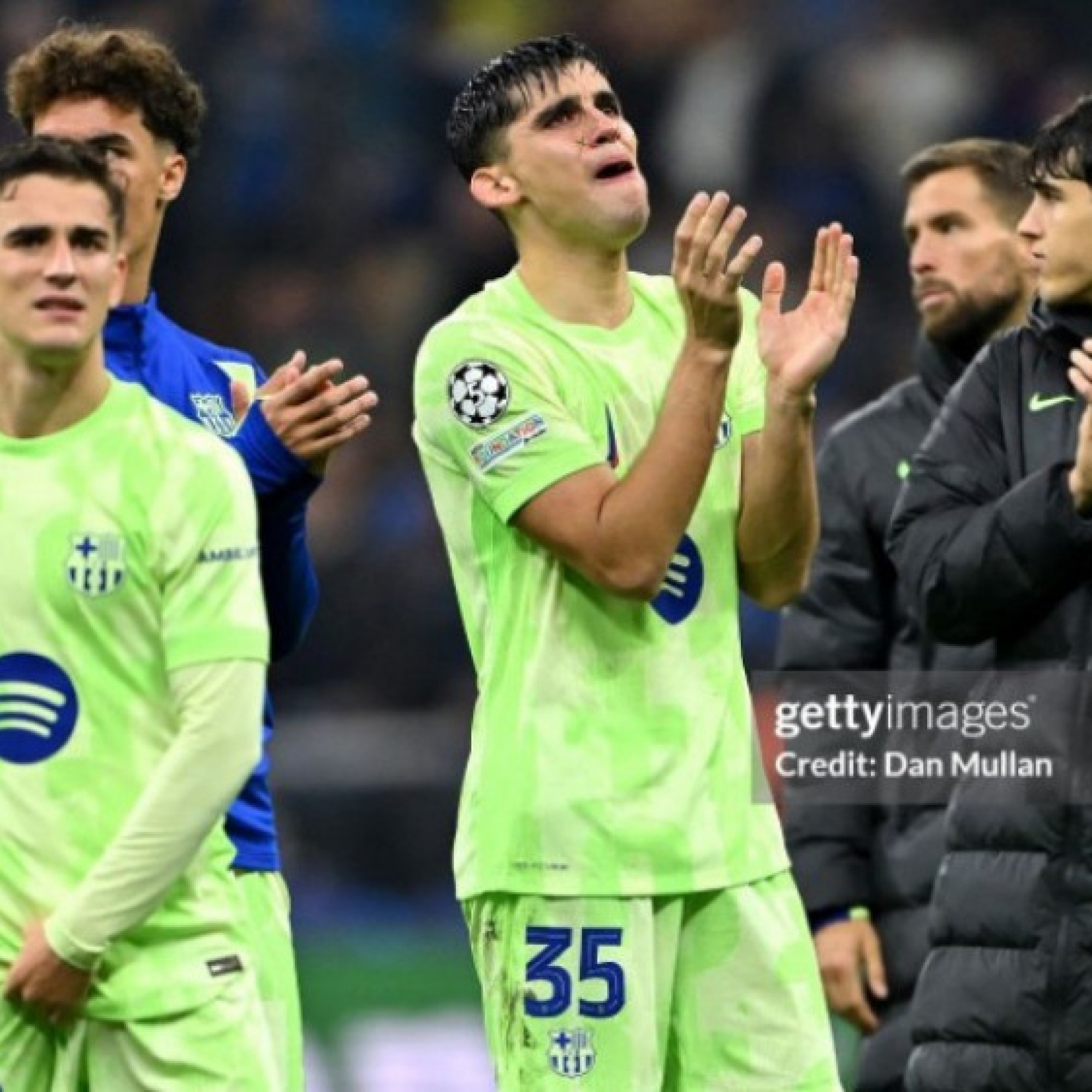  - Báo TBN xót xa vì Barca vỡ mộng "ăn 3", báo Italia ngất ngây với trận bán kết lịch sử