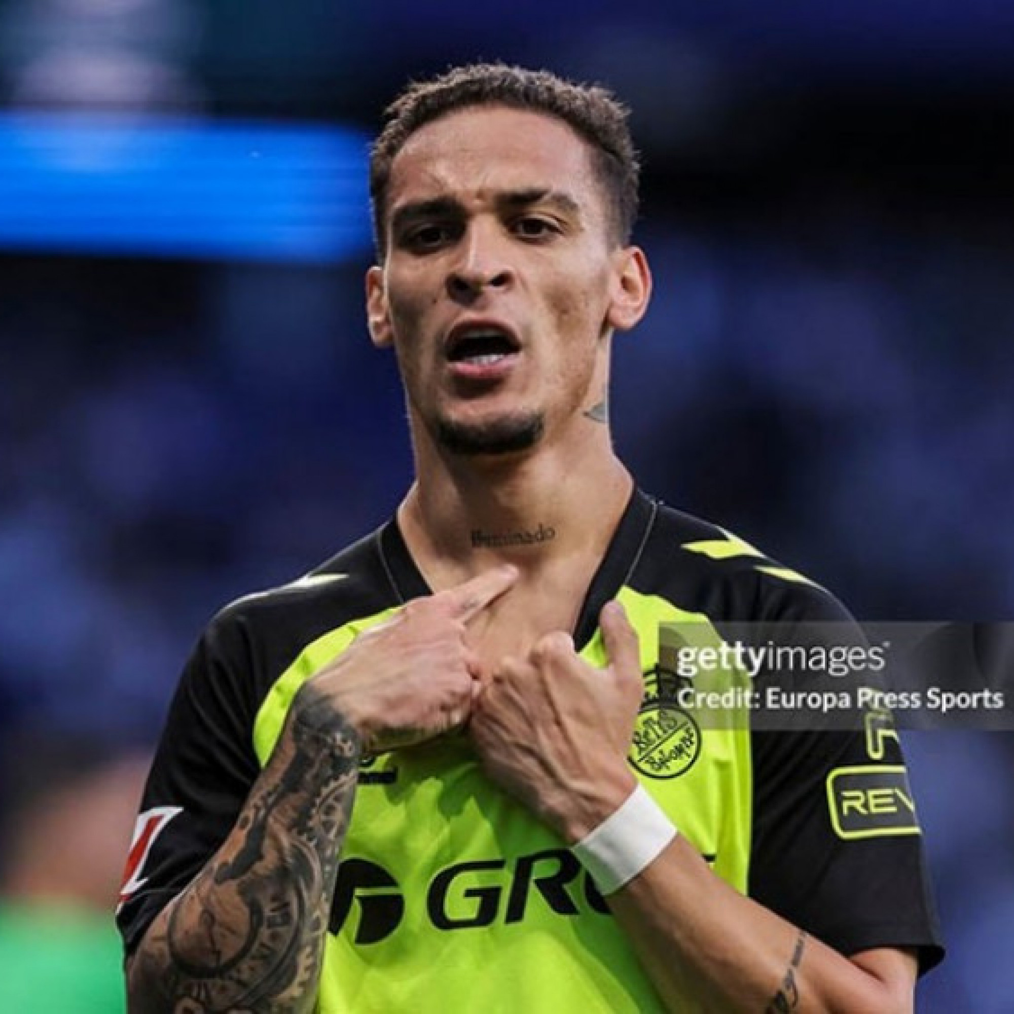  - Antony rời MU tỏa sáng hơn Vinicius, CLB Betis đòi đua Quả bóng vàng