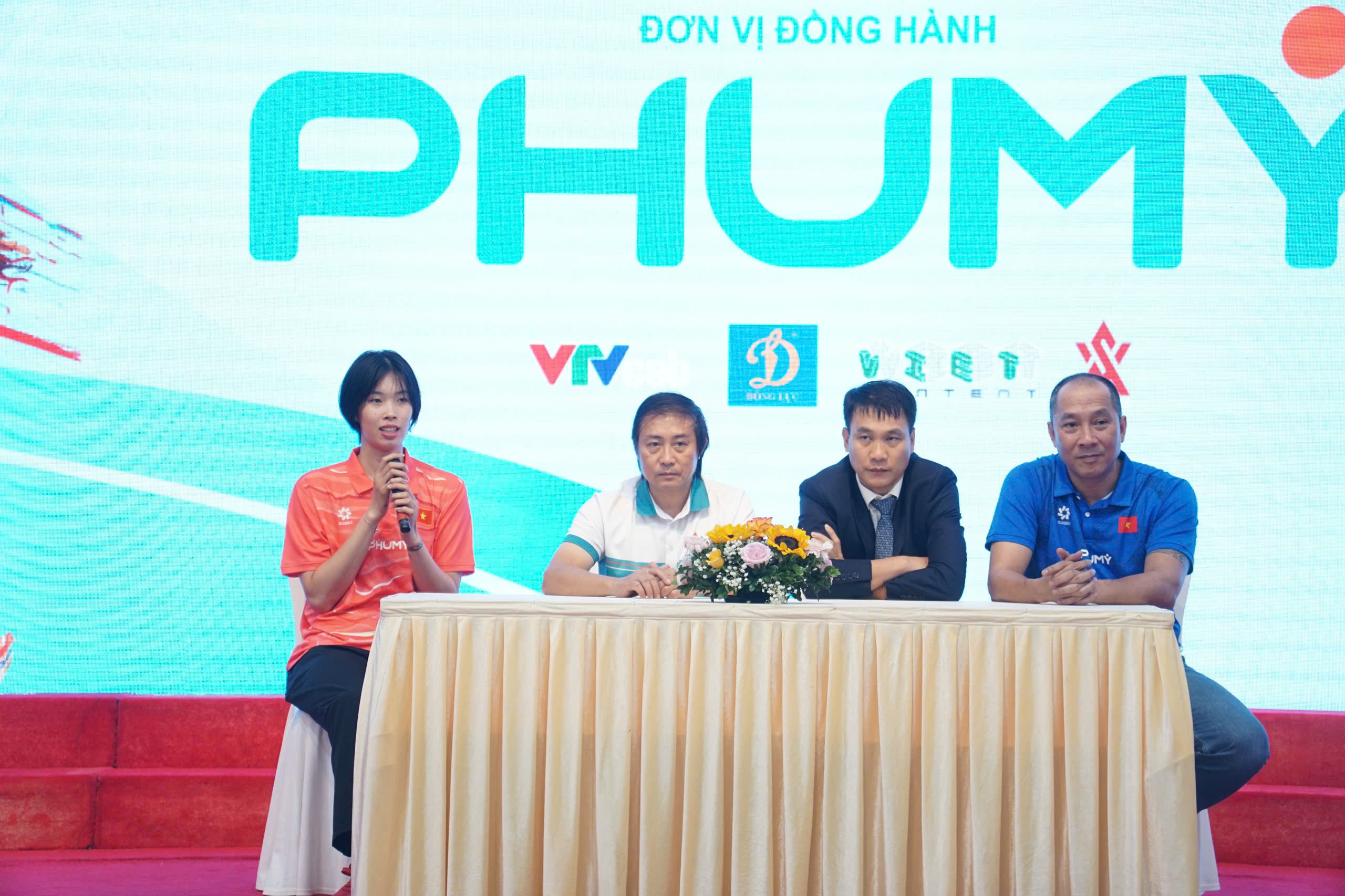 PHÚ MỸ - ĐƠN VỊ ĐỒNG HÀNH CÙNG ĐỘI TUYỂN BÓNG CHUYỀN NỮ VIỆT NAM - 5