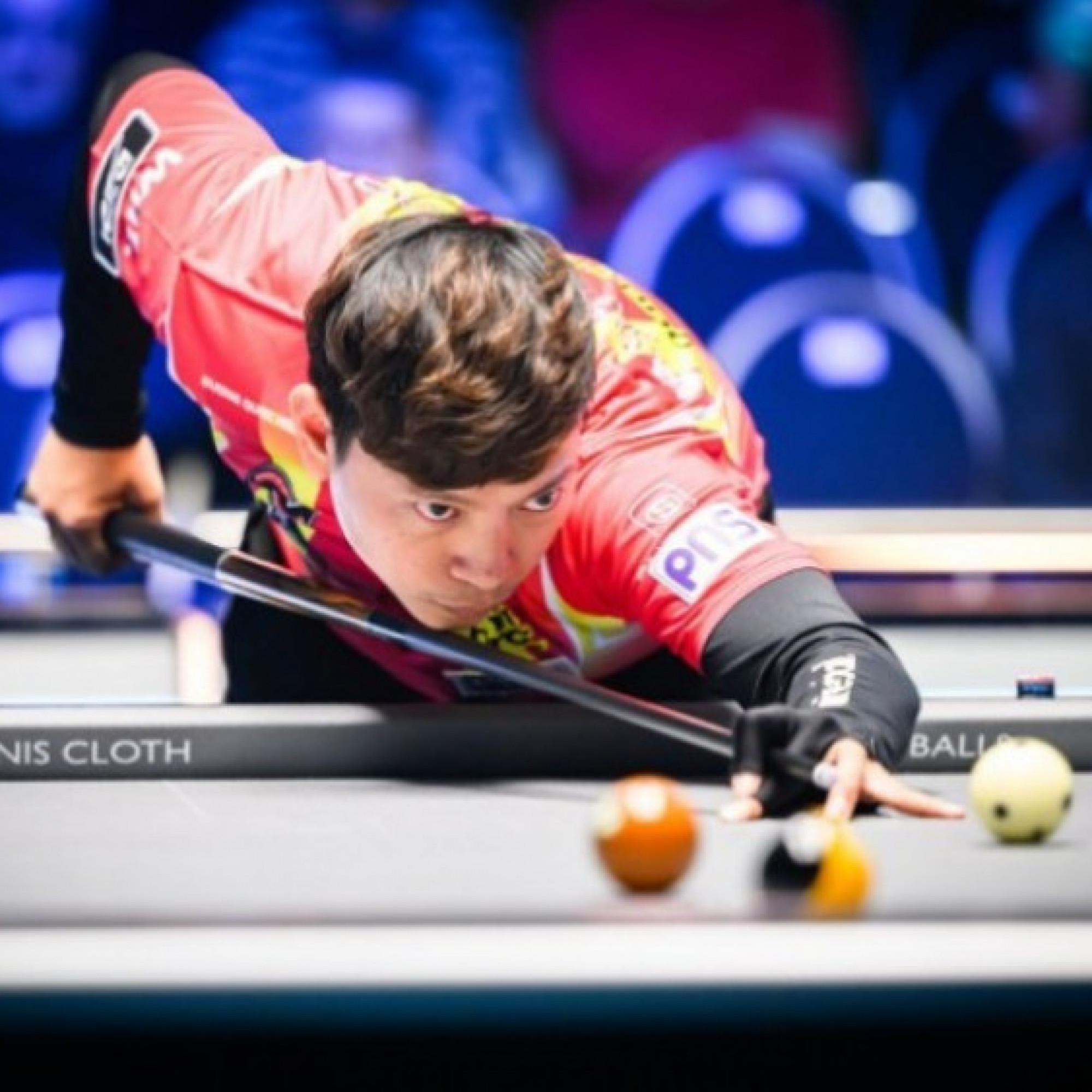  - Dương Quốc Hoàng thăng hoa, lập cú đúp chiến thắng giải bi-a UK Open