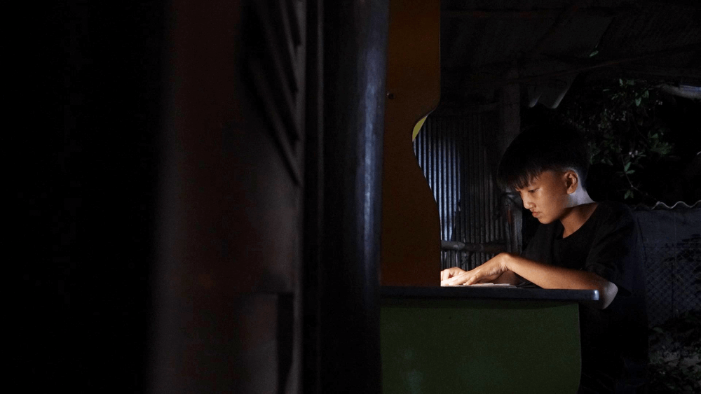 Mái ấm gia đình Việt: MC Dương Hồng Phúc bật khóc nhắc về quá khứ bán nhà chữa bệnh hiểm nghèo cho con trai - 3